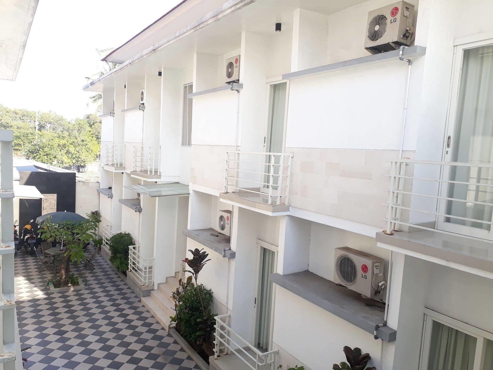 Kubu Anyar Hotel Kuta Lombok Eksteriør bilde